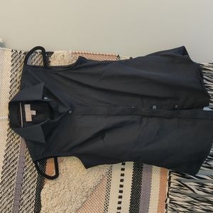 Banana Republic sleeveless button up